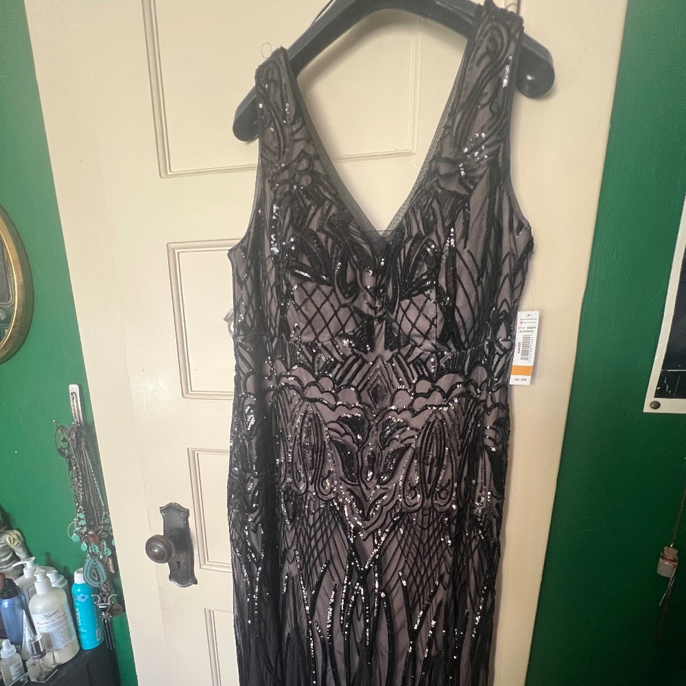 R&M Richard’s black sequin gown